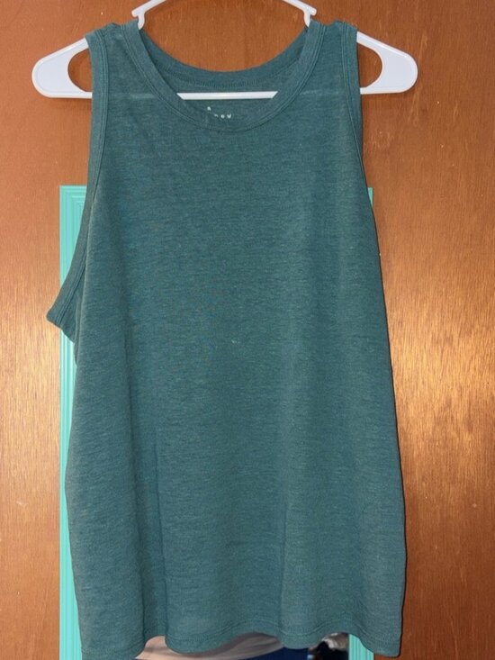 Tops - linen tank